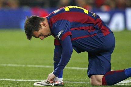 Η άσεμνη χειρονομία πιτσιρικά στον Μέσι (VIDEO+PHOTO)