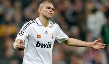 Ο Πέπε ζήτησε συγνώμη για την προκλητική χειρονομία του