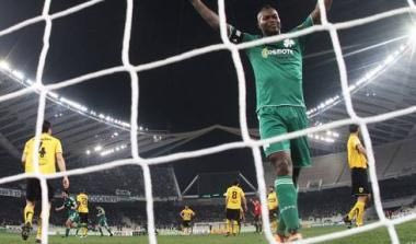 “Ματς δίχως αύριο” για τον Παναθηναϊκό. Ευκαιρία πρωτιάς για ΑΕΚ (vids)