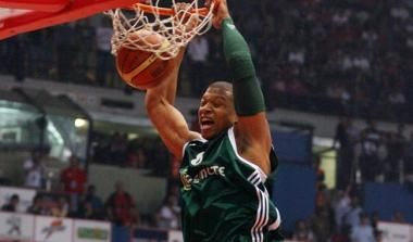 Ο Μάικ Μπατίστ στο contra.gr: “Ο Διαμαντίδης είναι ο στρατηγός μας”