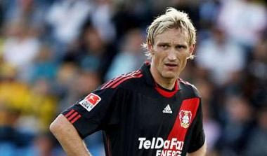 Πιάνει… πάγκο ο Χίπια