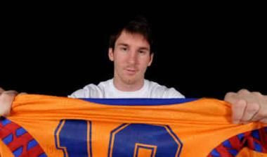 Πήρε τη φανέλα του Γκουαρντιόλα ο Μέσι