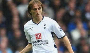 Ρέντναπ: “Δεν σας λέω ότι είναι ευτυχισμένος που θα μείνει ο Μόντριτς”