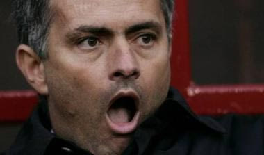 Βαριά καμπάνα για τον Μουρίνιο