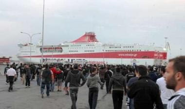 Απέκλεισαν ξανά το λιμάνι Ηρακλείου οι οπαδοί του ΟΦΗ