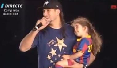 Το Καμπ Νου “γελάει” με τον Μουρίνιο μετά από “μπηχτή” του Πίντο (video)