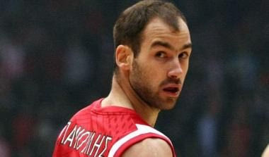 Φιλική νίκη του Ολυμπιακού με συμμετοχή του Σπανούλη