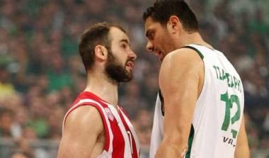 Σπανούλης κατά διαιτησίας: “Ο Παναθηναϊκός παίζει ξύλο και εμείς φοβόμαστε να αμυνθούμε!”