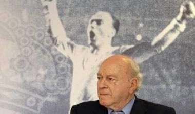 Ο Αλφρέδο Ντι Στέφανο αποθεώνει Μπαρτσελόνα και Λιονέλ Μέσι!