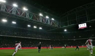 Στο Άμστερνταμ ο τελικός του 2013, χάνει το Σούπερ Καπ το Μονακό