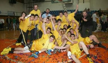 Πρωταθλητής ο Άρης στους παίδες. “Μπορεί να υπολογίζει στα παιδιά του”, λέει ο Α.Σ.