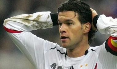 Ο Μπάλακ αρνείται να πάει στο αποχαιρετιστήριο παιχνίδι του! (vid)