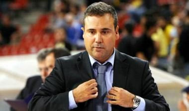 Χαμηλώνει το μπάτζετ ο Ηλυσιακός