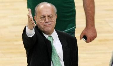 Απαντες παρόντες υπό το βλέμμα του Θανάση Γιαννακόπουλου