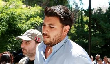 Ελεύθερος ο Σταύρος Ψωμιάδης, “θέλει να παραδοθεί ο Μάκης”, λένε…