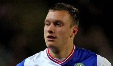 Ανακοινώθηκε ο Τζόουνς, ο Φέργκιουσον προσπάθησε να μεταπείσει τον Σκόουλς