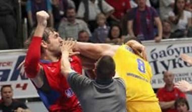 Ελεύθερος από την Κίμκι ο Παπαδόπουλος