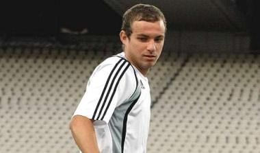 Εμμένει ο Μάτος, την Παρασκευή αποχαιρετά ο Γκοβού