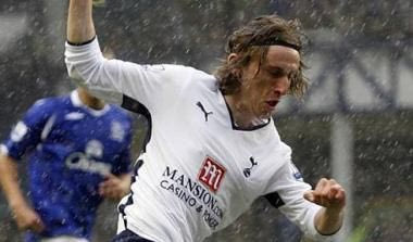 Μόντριτς: “Με εκβιάζει ο Λίβι”