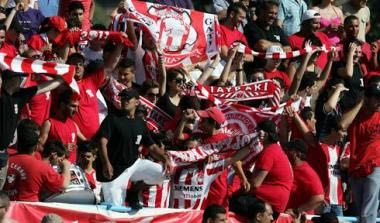 Θύρα 7: “Στηρίζουμε τους Αγγελόπουλους”