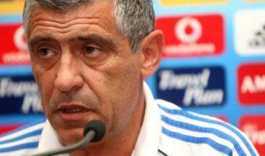 Σάντος: “Με την αλαζονεία δεν πας πουθενά”