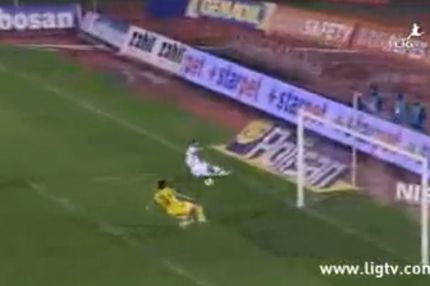 Το τέλειο τάκλιν στην Τουρκία