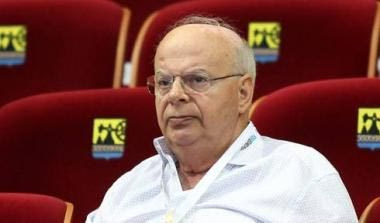 Βασιλακόπουλος: “Θα προσπαθήσω να μεταπείσω τους Αγγελόπουλους”
