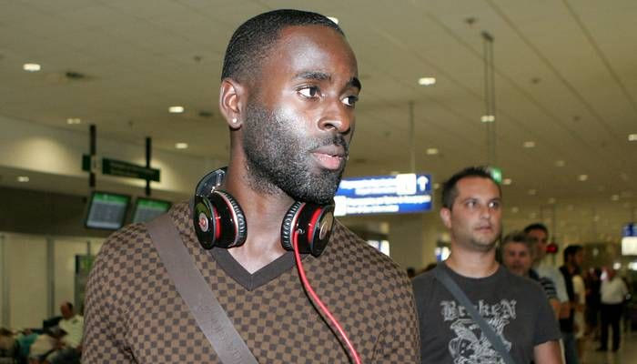 Η υπογραφή του Αμπέγε και οι επόμενες κινήσεις