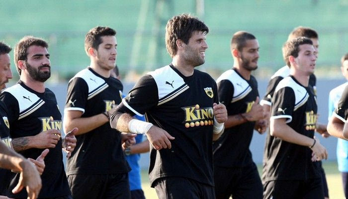 “Πρώτη” με ένταση και αποθέωση για 4