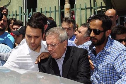 Αναβολή λόγω στημένων