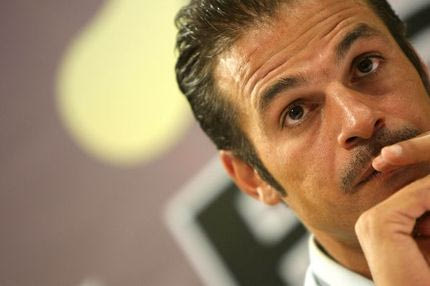 Στη σέντρα για… δυο εκατομμύρια