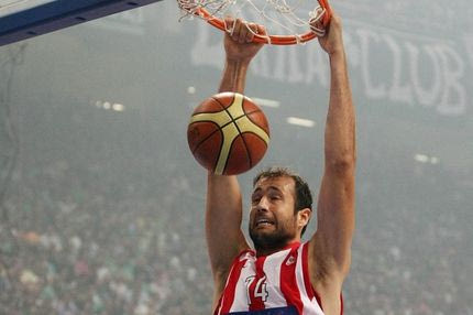 Έμεινε Πειραιά ο Γλυνιαδάκης