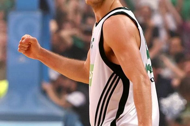 Καλάθης: “Λατρεύω την ομάδα μου”