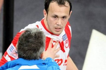 Υπογράφει ο Καπετάνος, κοντά σε Παπαστεριανό, μακριά από Μπολάδο. Οι σκέψεις του Τσιώλη