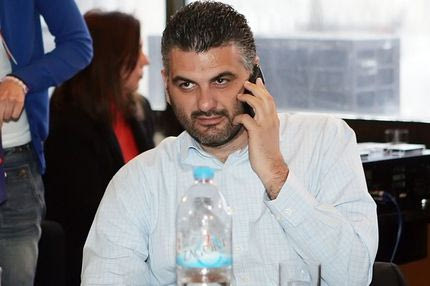 Ανακοίνωσε την παραίτησή του ο Καραμανλής