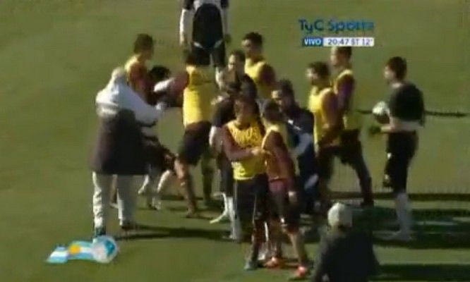 Ο Καμορανέζι γρονθοκόπησε αντίπαλό του