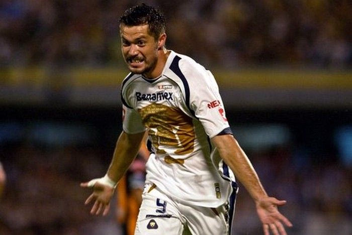 Λόπες, Μήτρογλου και Λατίνος για σέντερ φορ