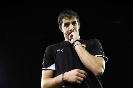 Παραμένει στην ΑΕΚ ο Μανωλάς