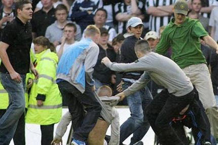 Εισβολή οπαδών της Νιούκαστλ σε φιλικό