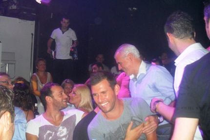 To γλέντι της επανόδου