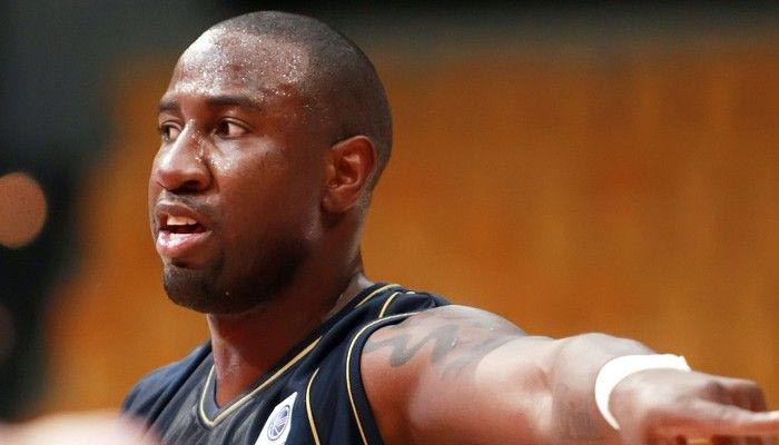 Αισιοδοξία για Παλάσιο, περιμένουν την υπογραφή του