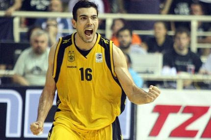 Κορυφαίος νέος της σεζόν ο Σλούκας