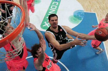 Έμεινε ο Τσαρτσαρής, όπως ζήτησε ο Ομπράντοβιτς