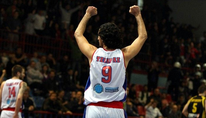 Στον Ικαρο ο Τσιάρας