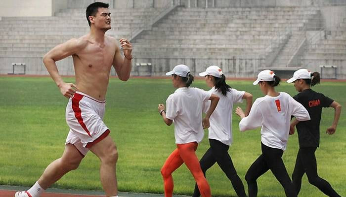 Γιάο Μινγκ: “Τέλος το μπάσκετ για μένα”