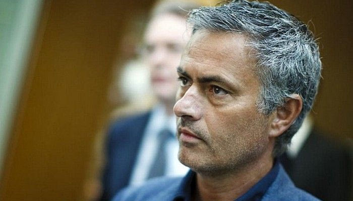 Μόλις κατά μία αγωνιστική μειώθηκε η ποινή του Μουρίνιο