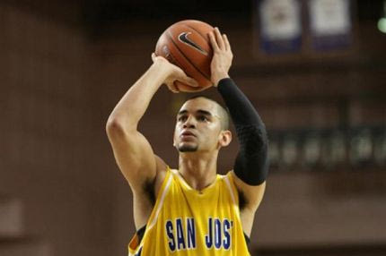 Ο Άρης απέκτησε τον Άντριαν Όλιβερ