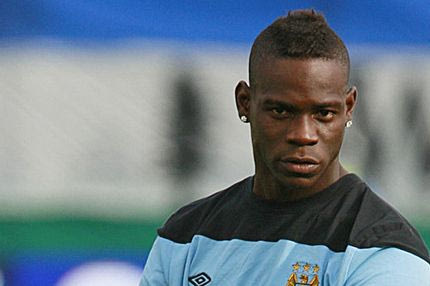 Ρέντναπ και Νέβιλ “κράζουν” Μπαλοτέλι