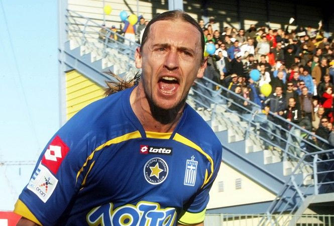 Αντικαταστάτης του Λεντέσμα ο Μπαστία