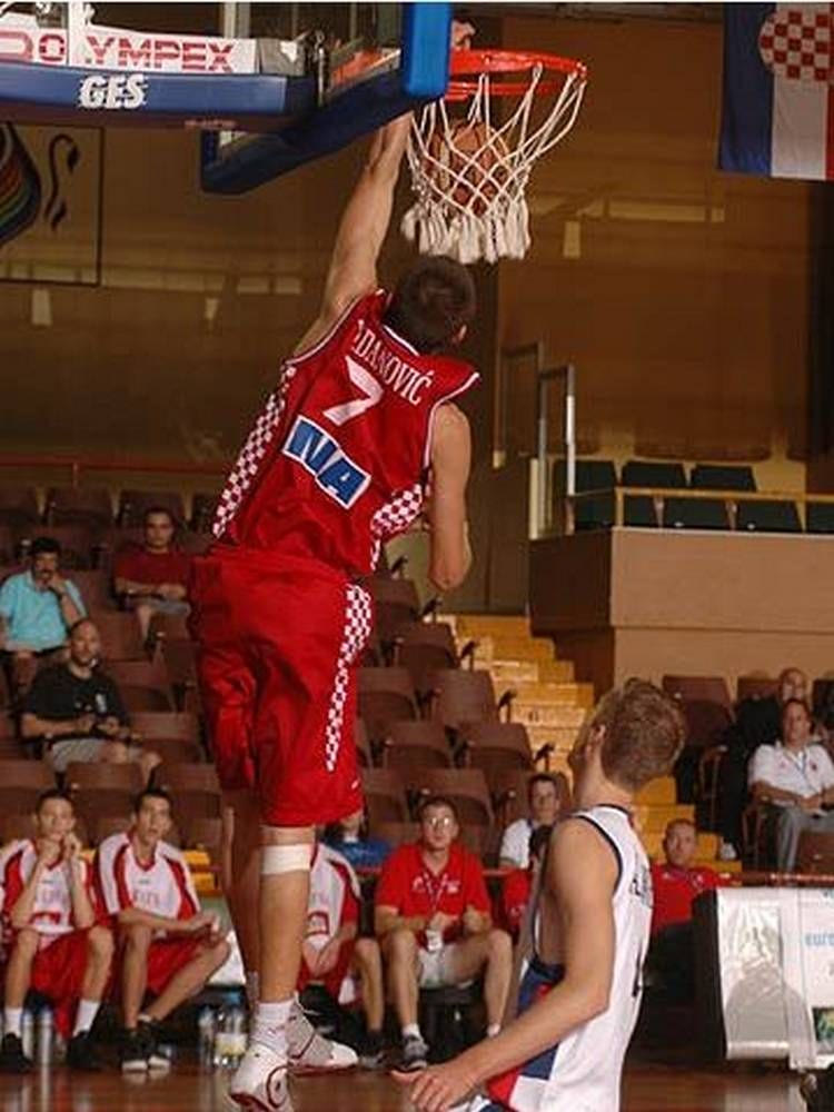 Με ηγέτη τον Μπογκντάνοβιτς